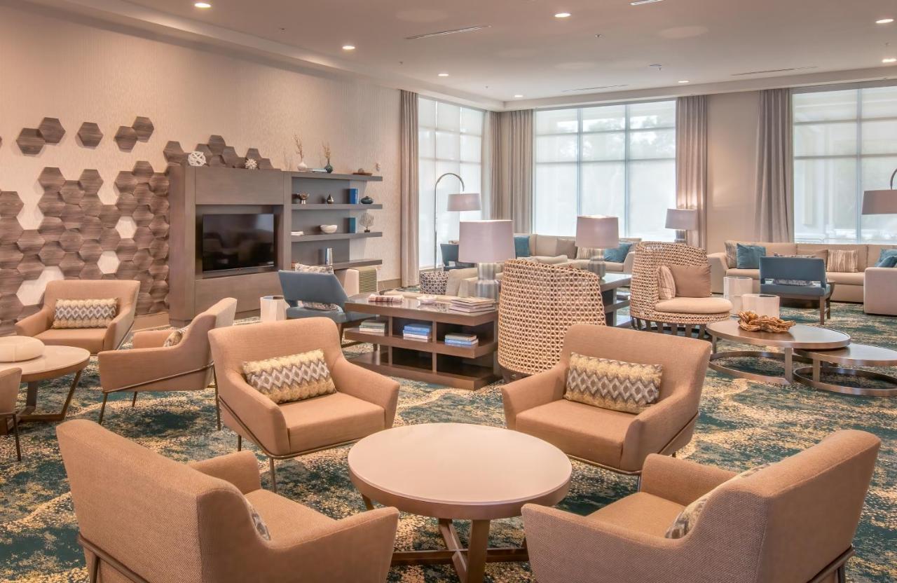 Courtyard By Marriott Jekyll Island Hotel Exterior photo