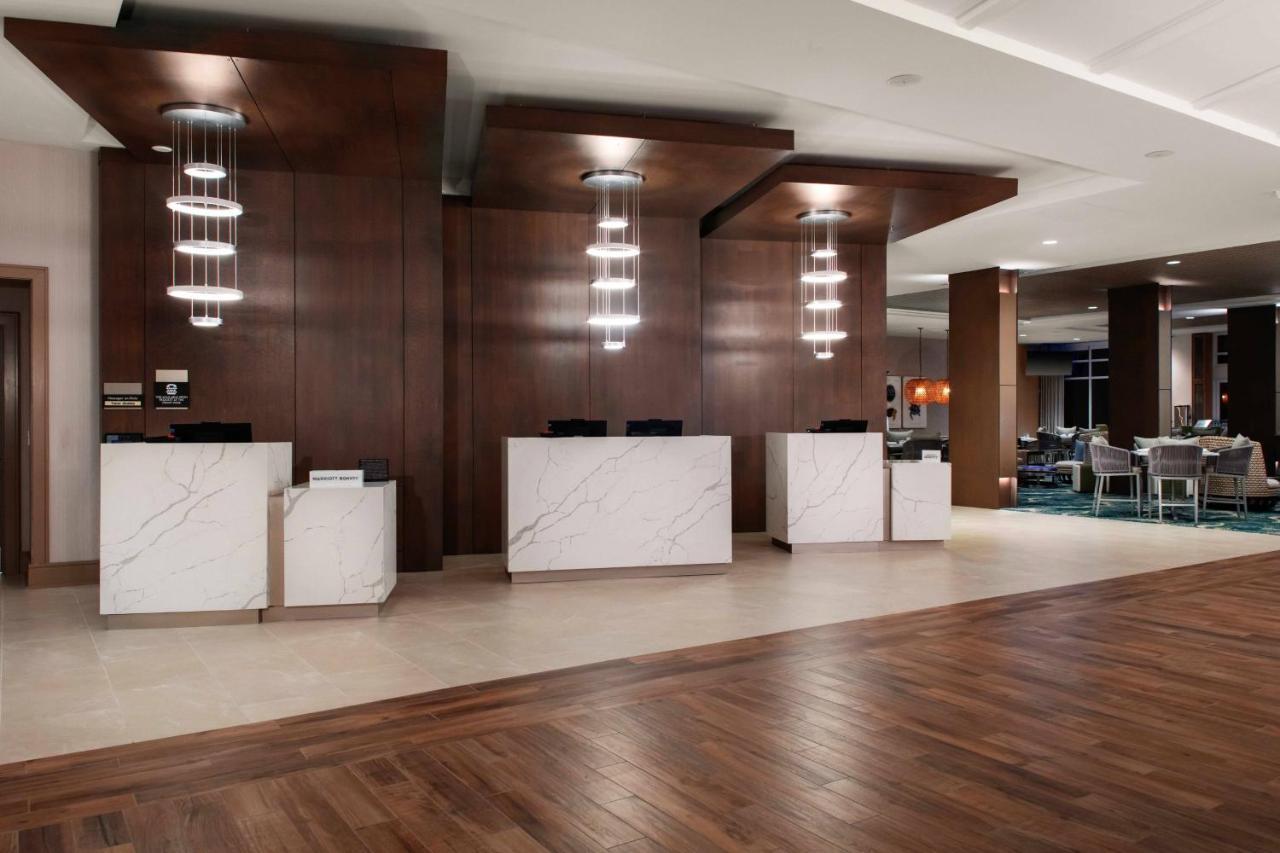 Courtyard By Marriott Jekyll Island Hotel Exterior photo