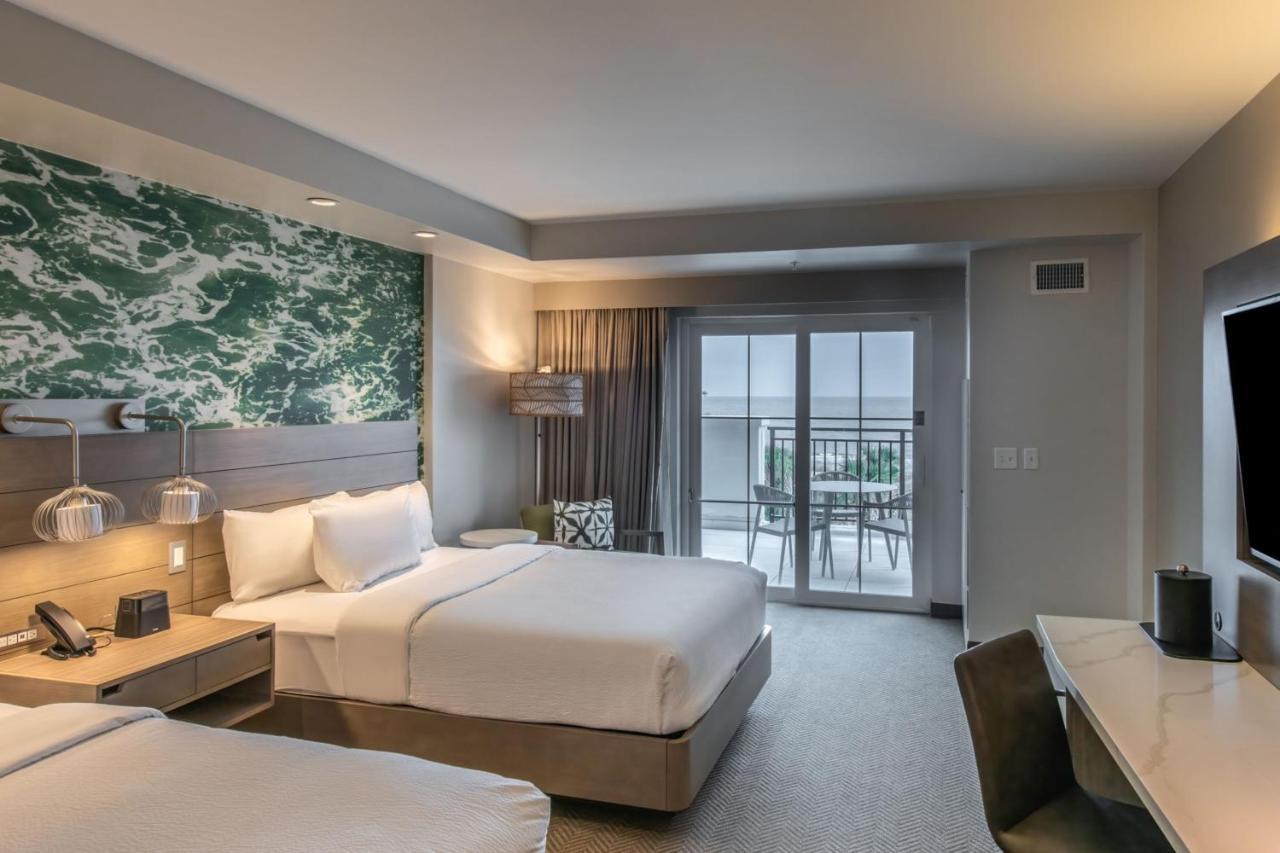 Courtyard By Marriott Jekyll Island Hotel Exterior photo