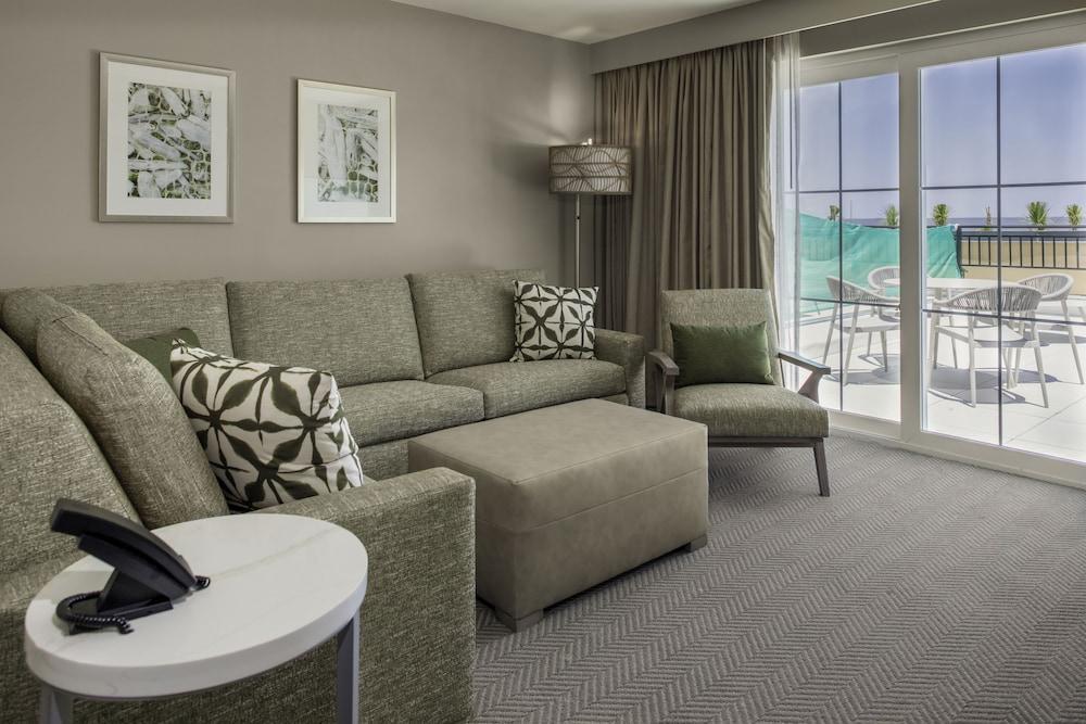 Courtyard By Marriott Jekyll Island Hotel Exterior photo
