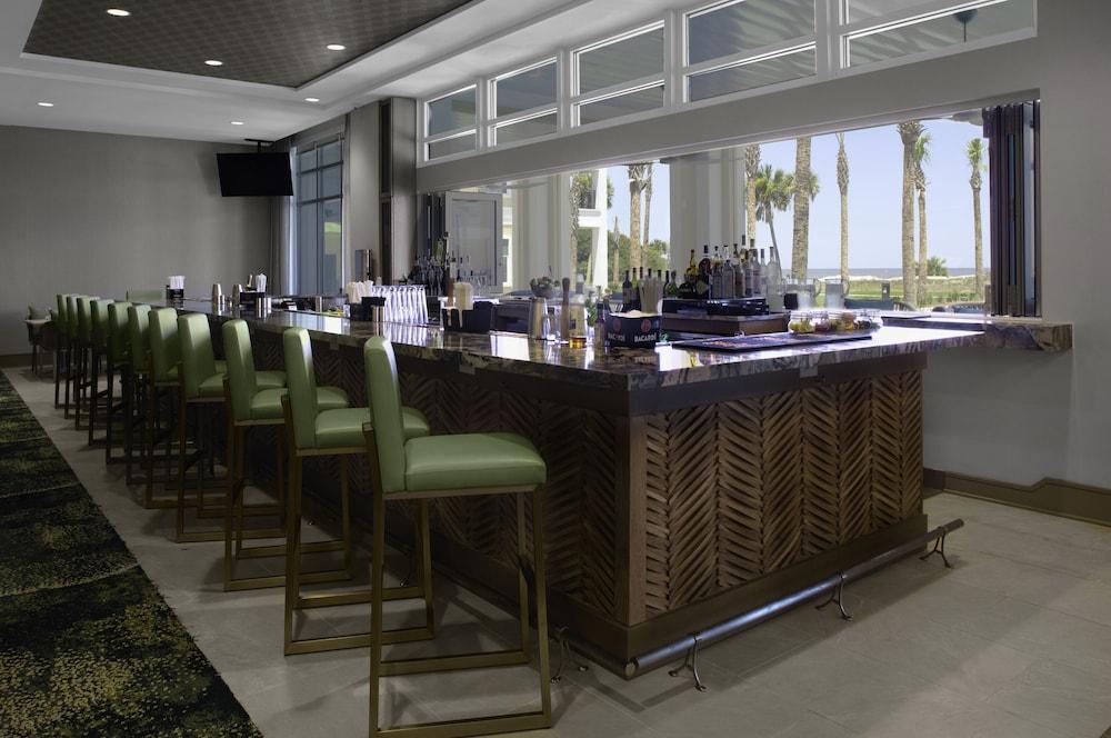 Courtyard By Marriott Jekyll Island Hotel Exterior photo